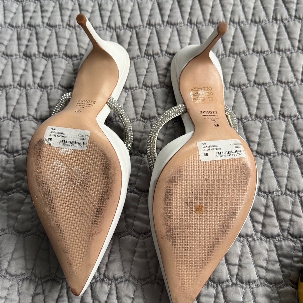 SCHUTZ Pearl White Leather Rhinestone Pointed-Toe Pumps Size 8 - Picture 6 of 7